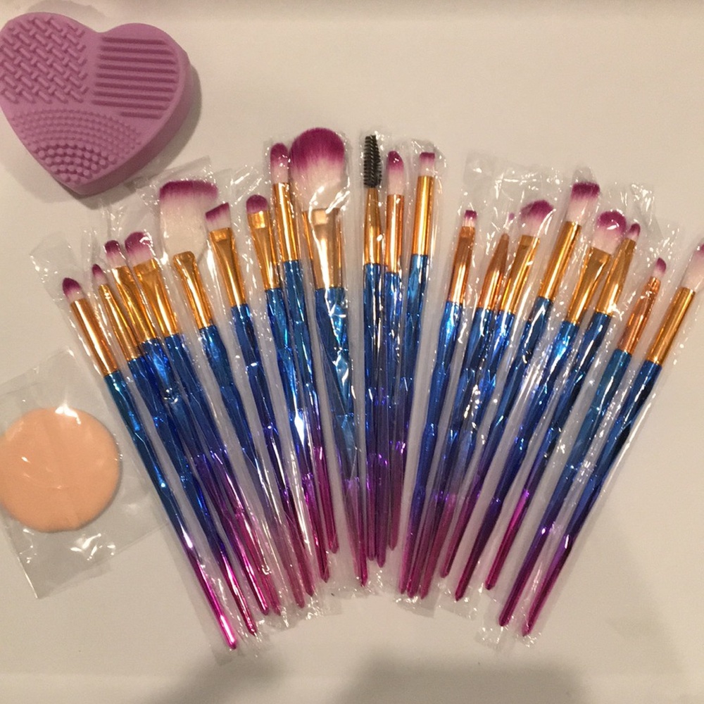 💜 New22 piece professional makeup brush set